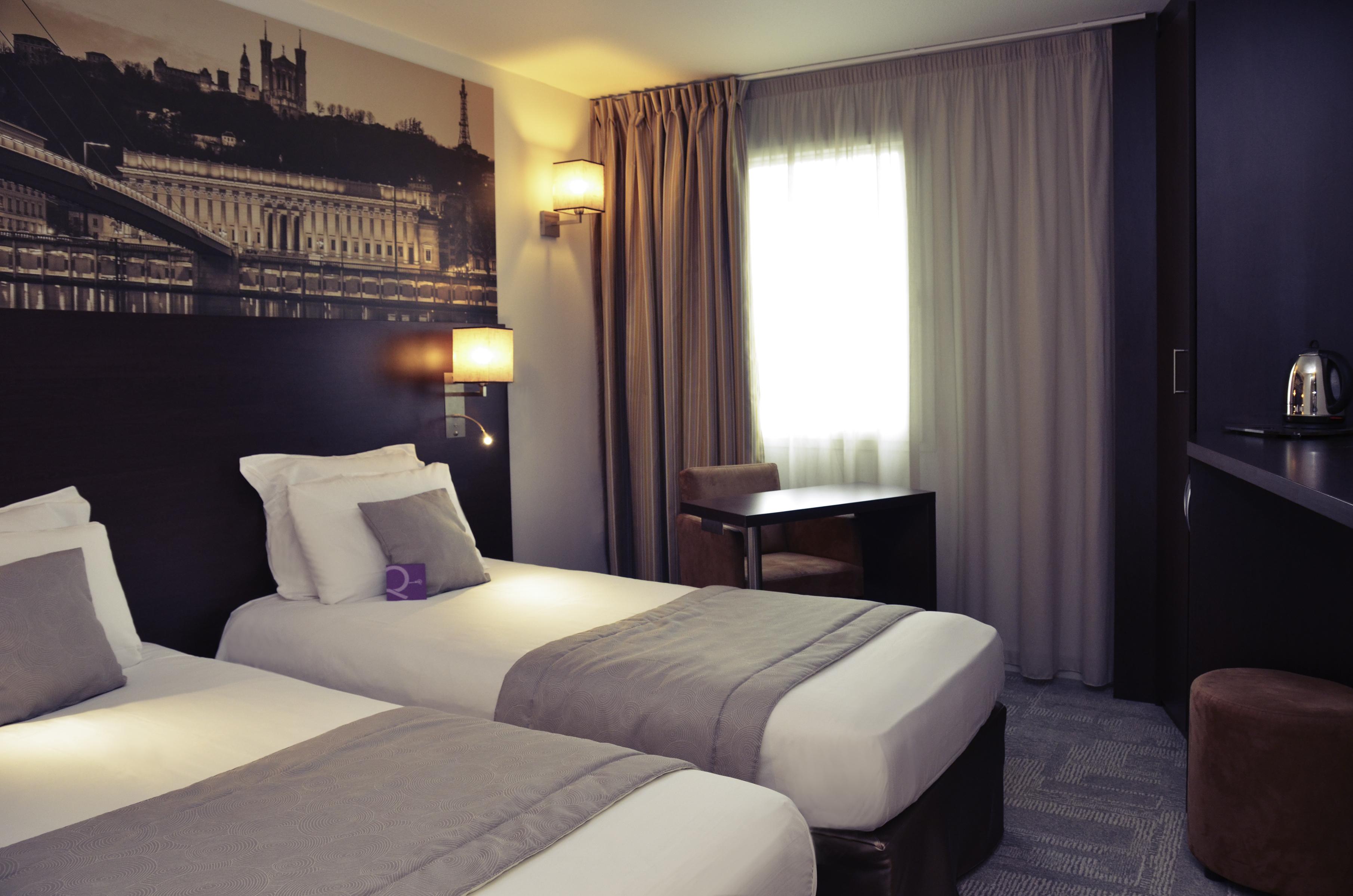 Mercure Lyon Est 4*