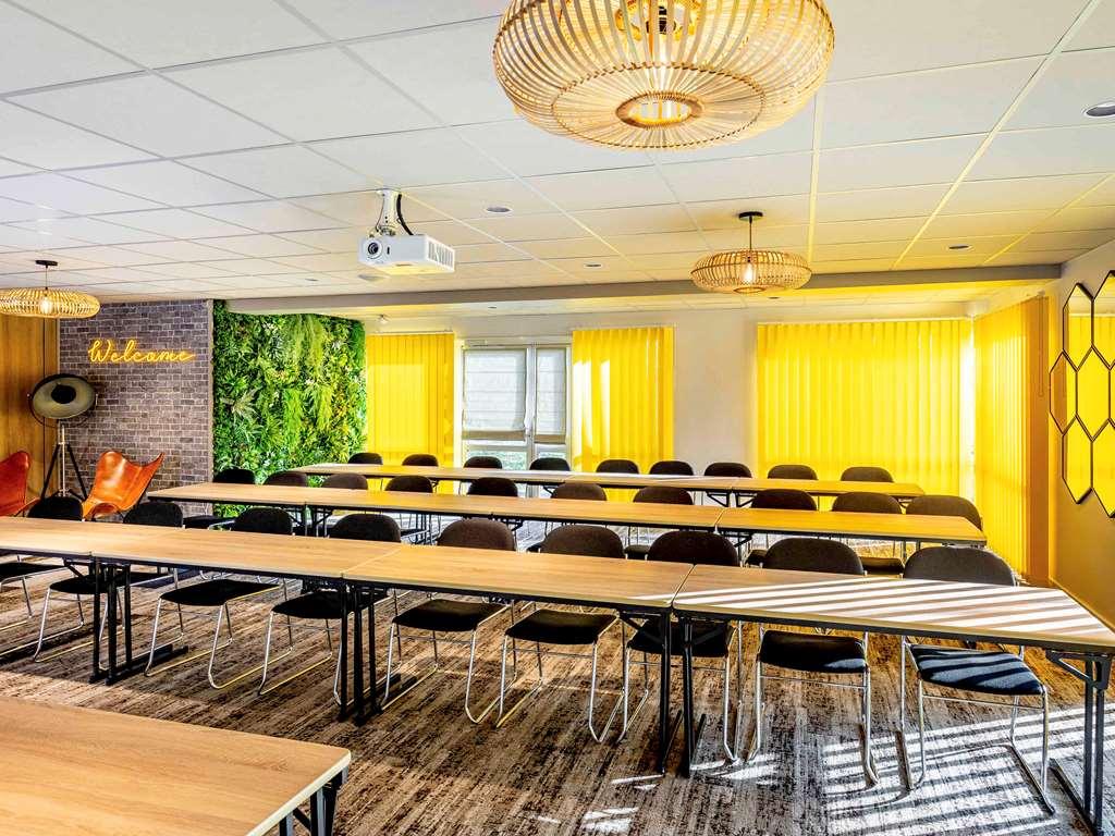 Mercure Lyon Est Hotel