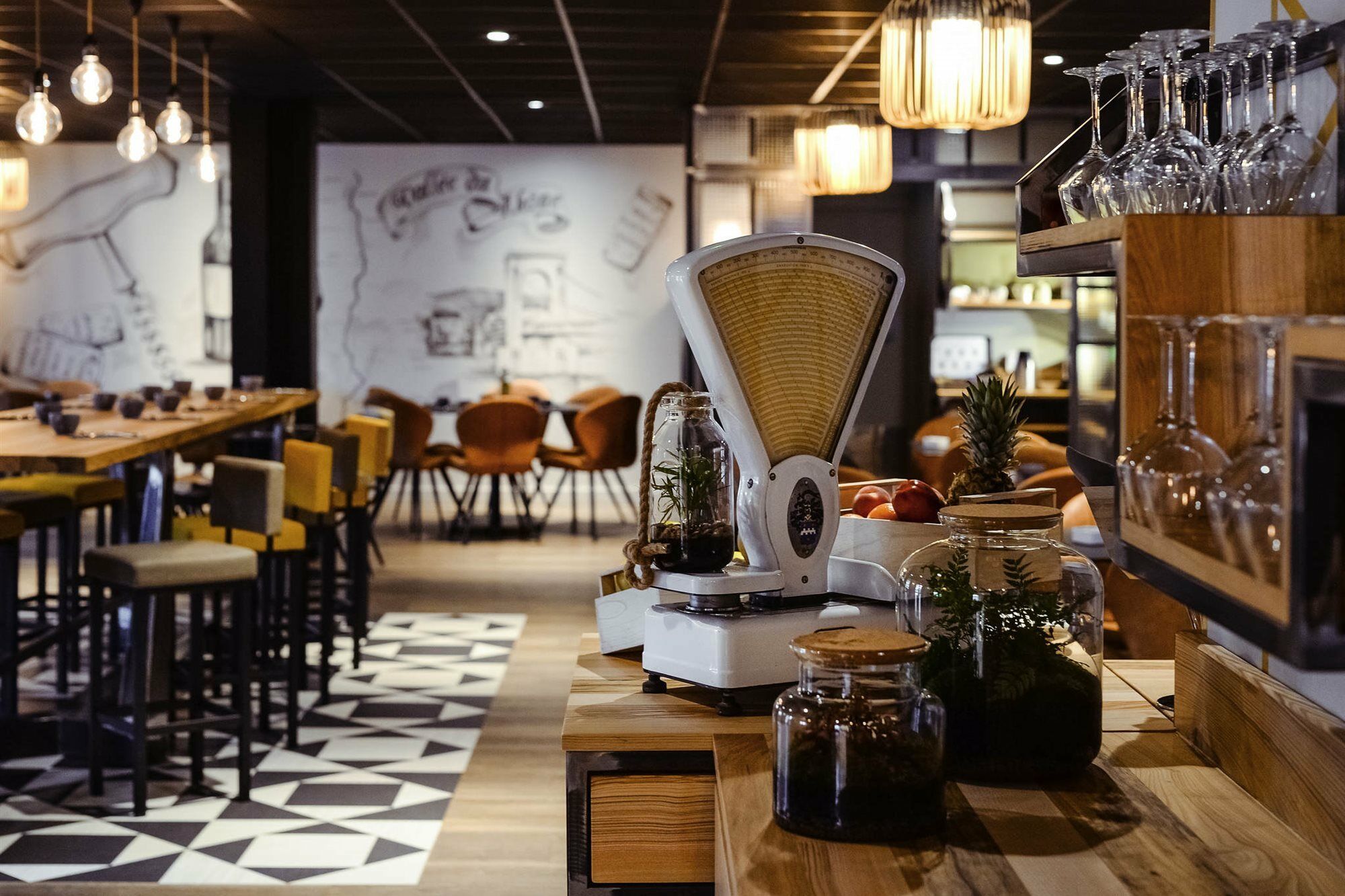 Mercure Lyon Est Hotel